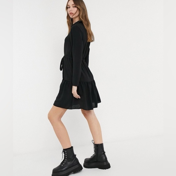 Women’s Dresses | tie waist tiered shirt dress in black - Picture 5 of 9